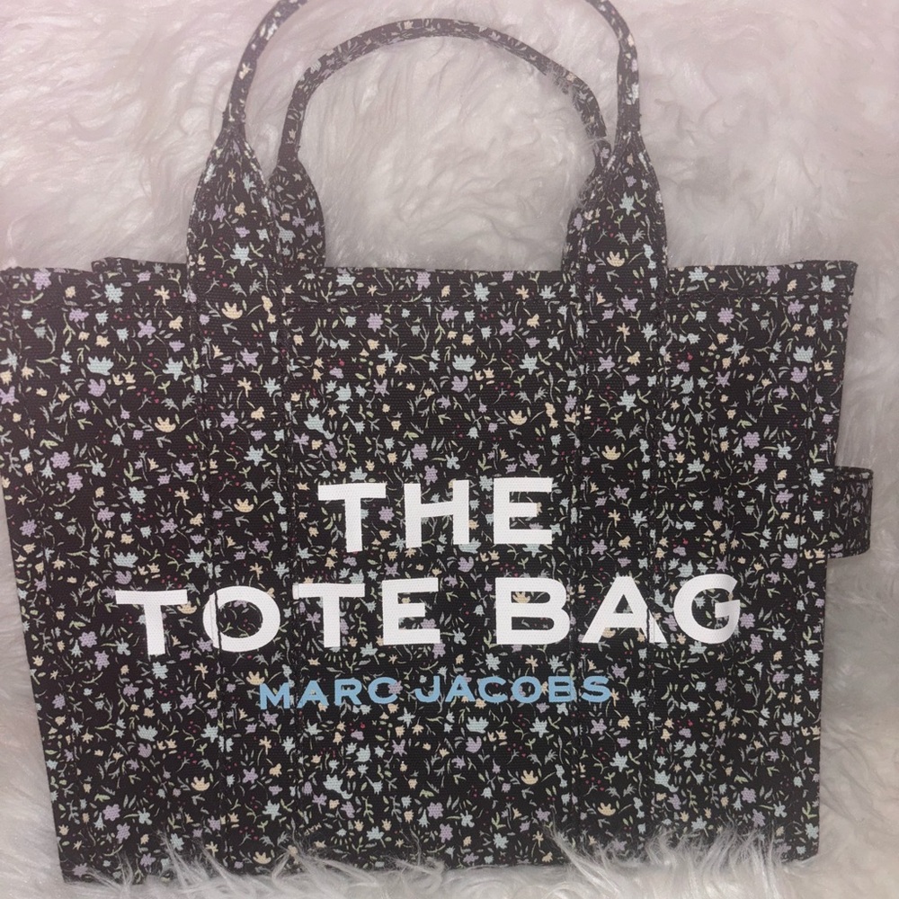 Marc Jacob’s The Tote Bag